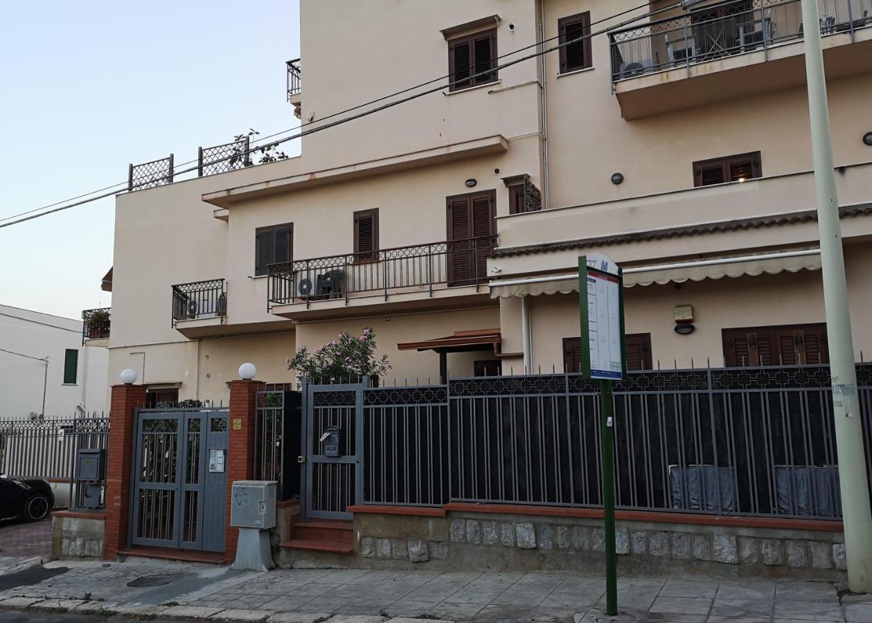 La Casetta Della Musica Mondello Exterior foto